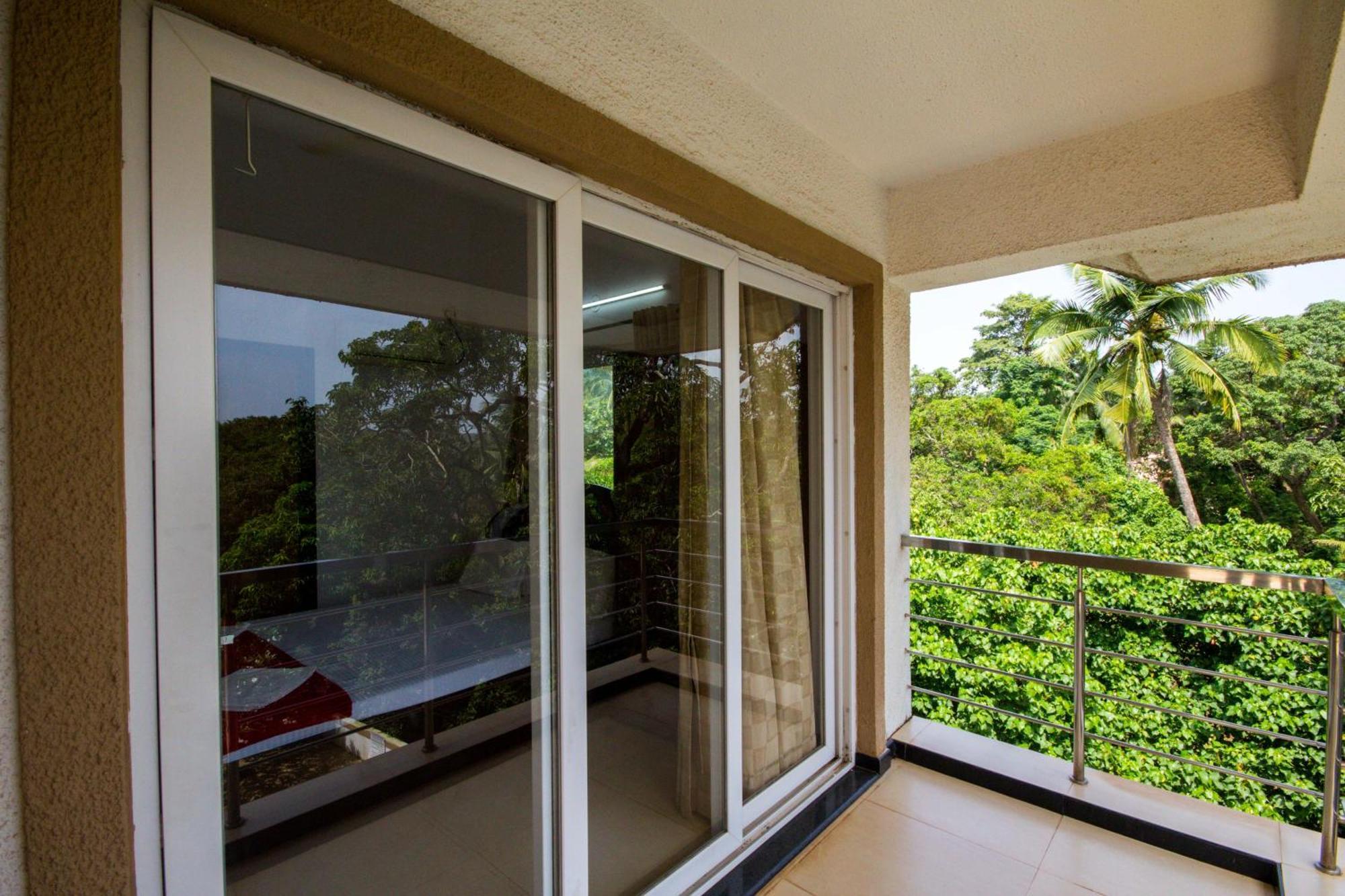 Ivy Retreat- Serviced Apartments Baga Buitenkant foto